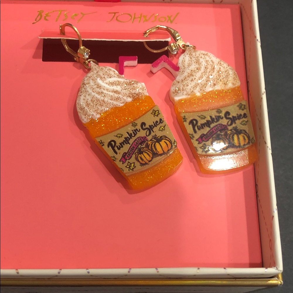 Betsey Johnson‎ pumpkin spice latte cup just in time for sweater weather earring